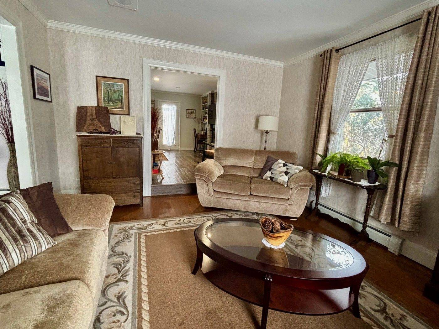 Strathroy-caradoc, ON N7G 2N1,315 Caradoc ST N