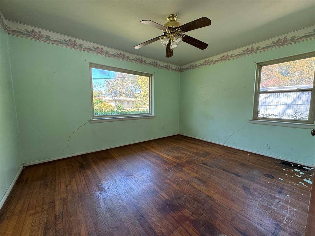 Dallas, TX 75228,10322 Pinecrest Drive