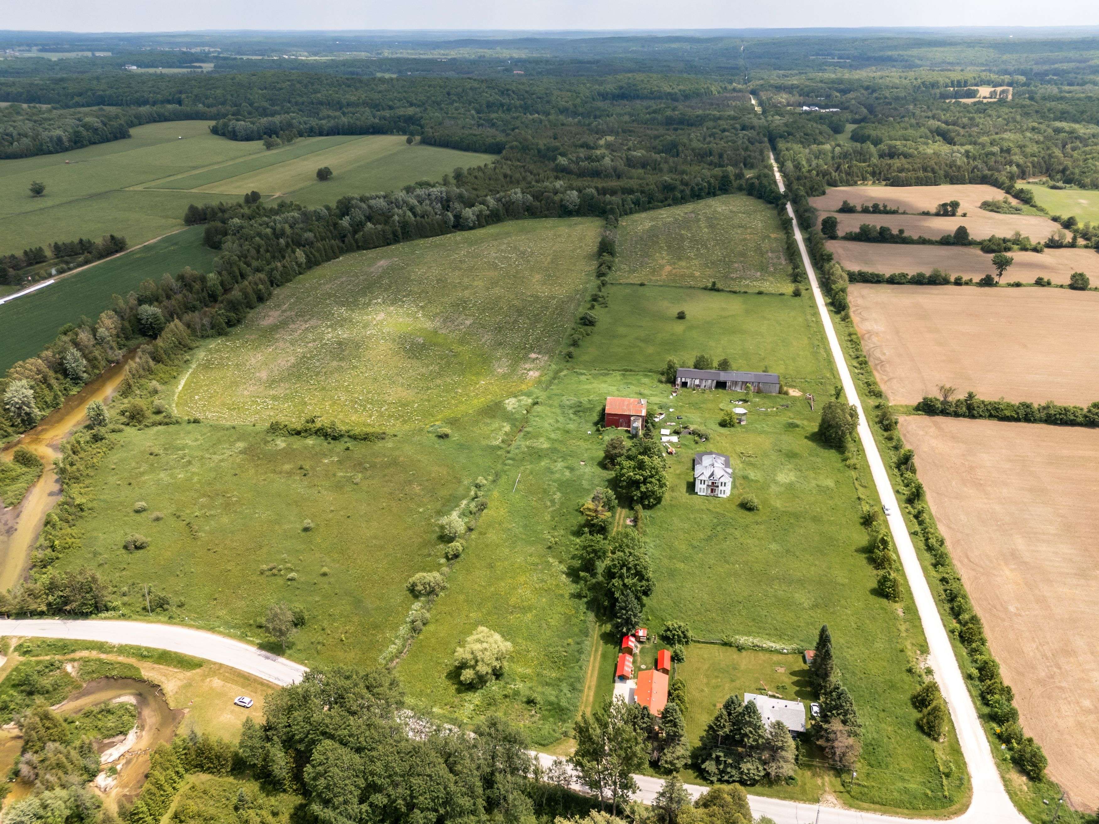 Chatsworth, ON N0H 1K0,135389 Concession 8 RD