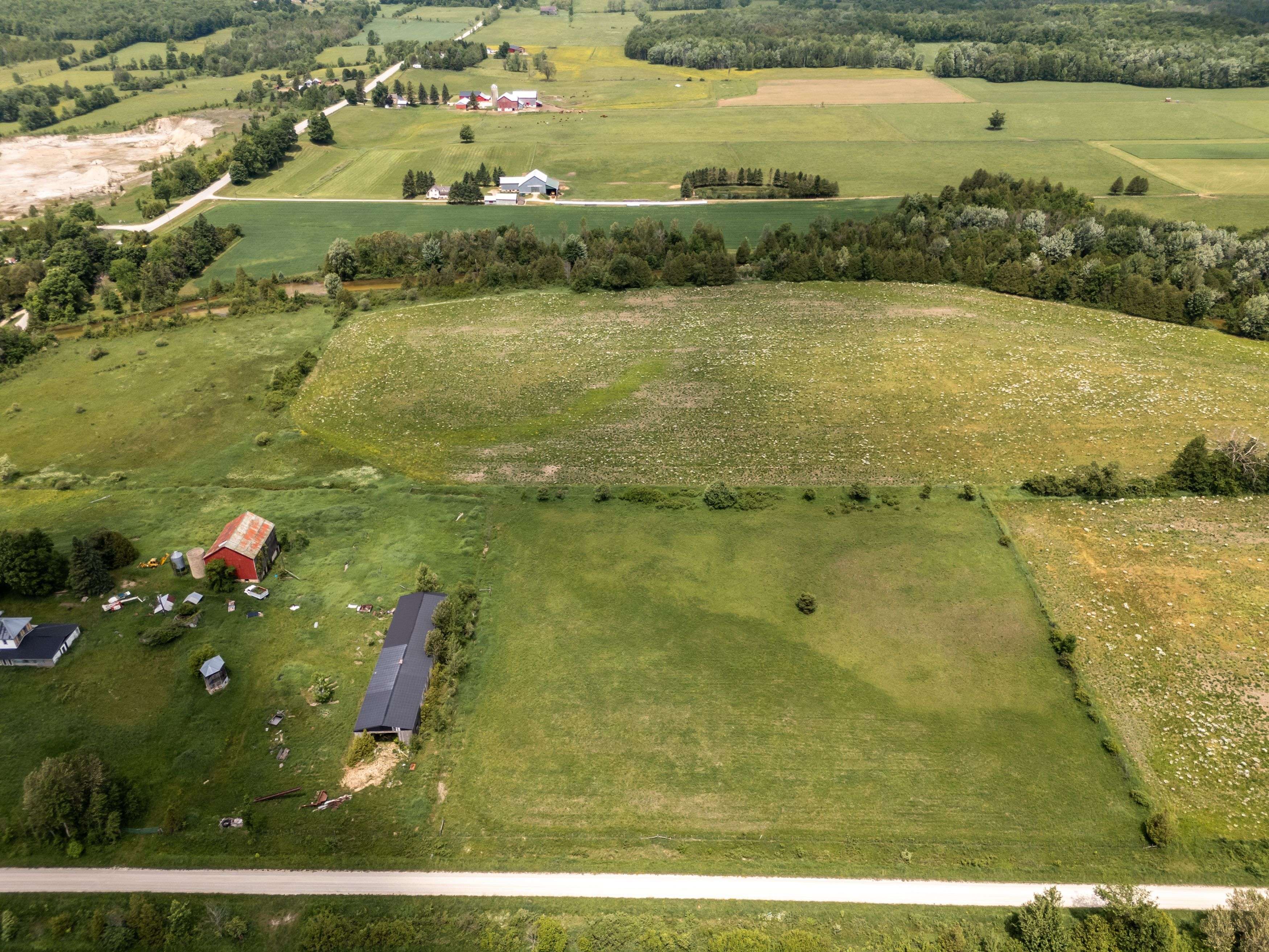 Chatsworth, ON N0H 1K0,135389 Concession 8 RD