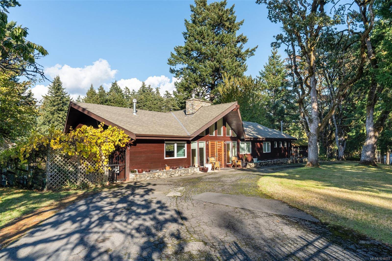 Colwood, BC V9B 2C5,2200 Aldeane Ave