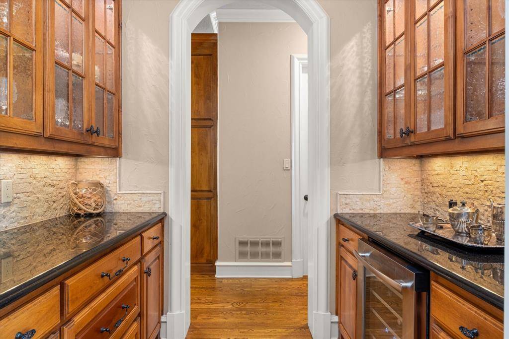 Granbury, TX 76048,1206 E Baja Court