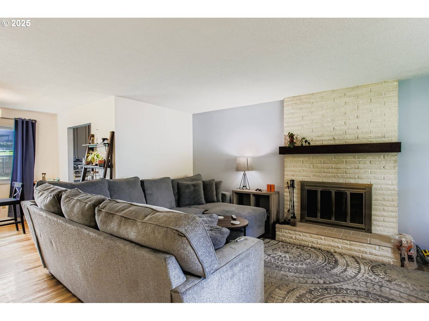 Gresham, OR 97030,830 SE 214TH AVE