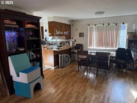 Eugene, OR 97405,170 E 40TH AVE