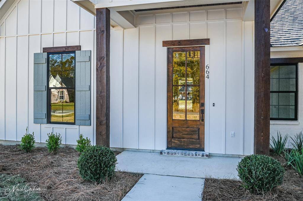 Stonewall, LA 71078,664 Popsi Ln