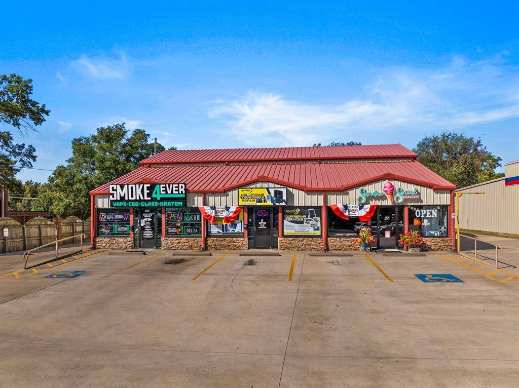 Gilmer, TX 75644,717 N US Hwy 271