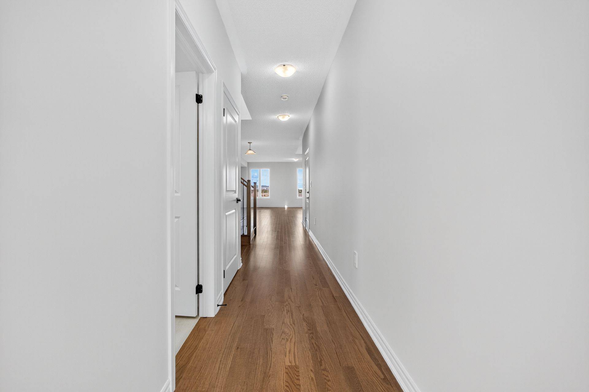 Milton, ON L9E 2G5,1473 Savoline BLVD