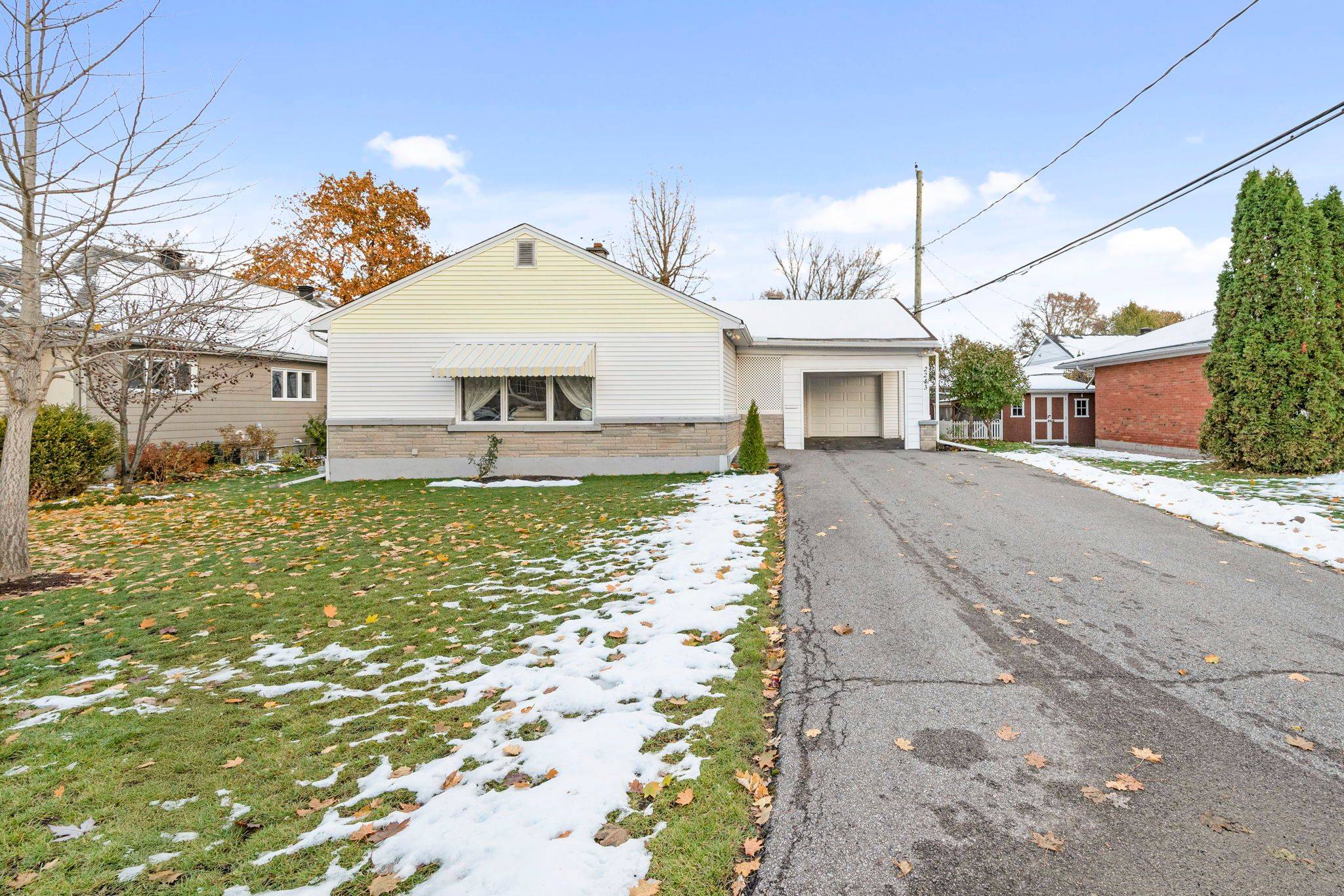 2243 Hillary AVE, Alta Vista And Area, ON K1H 7H7