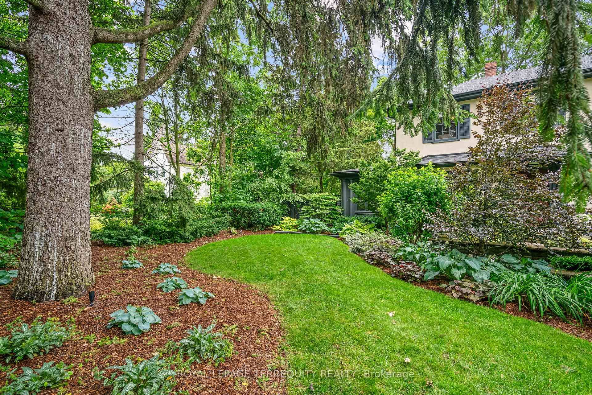 Niagara-on-the-lake, ON L0S 1J0,277 King ST