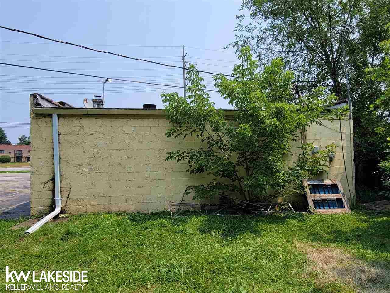 Clinton Township, MI 48035,35427 Harper Ave