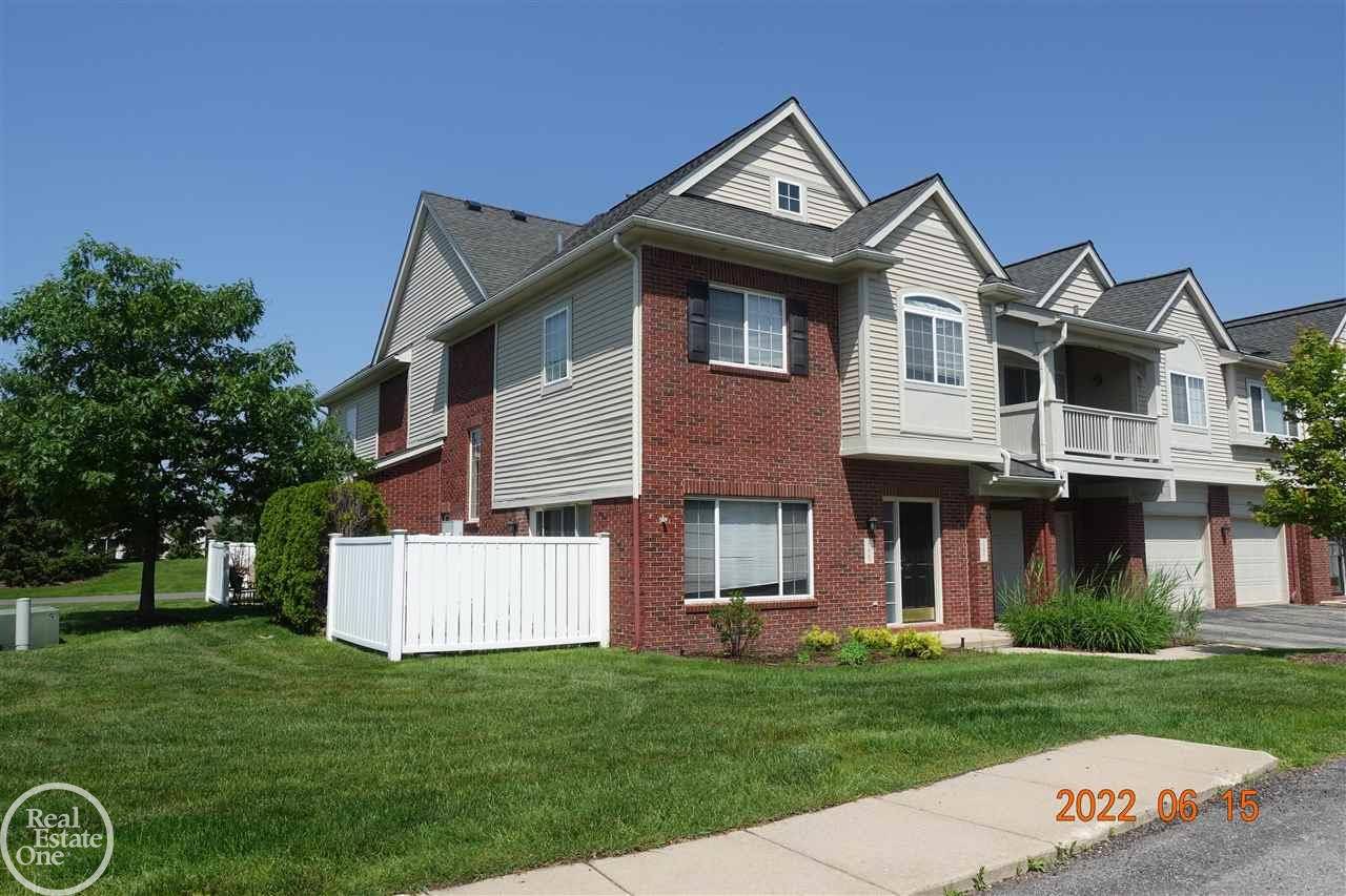 Woodhaven, MI 48183,23063 FAIRLANE BLVD