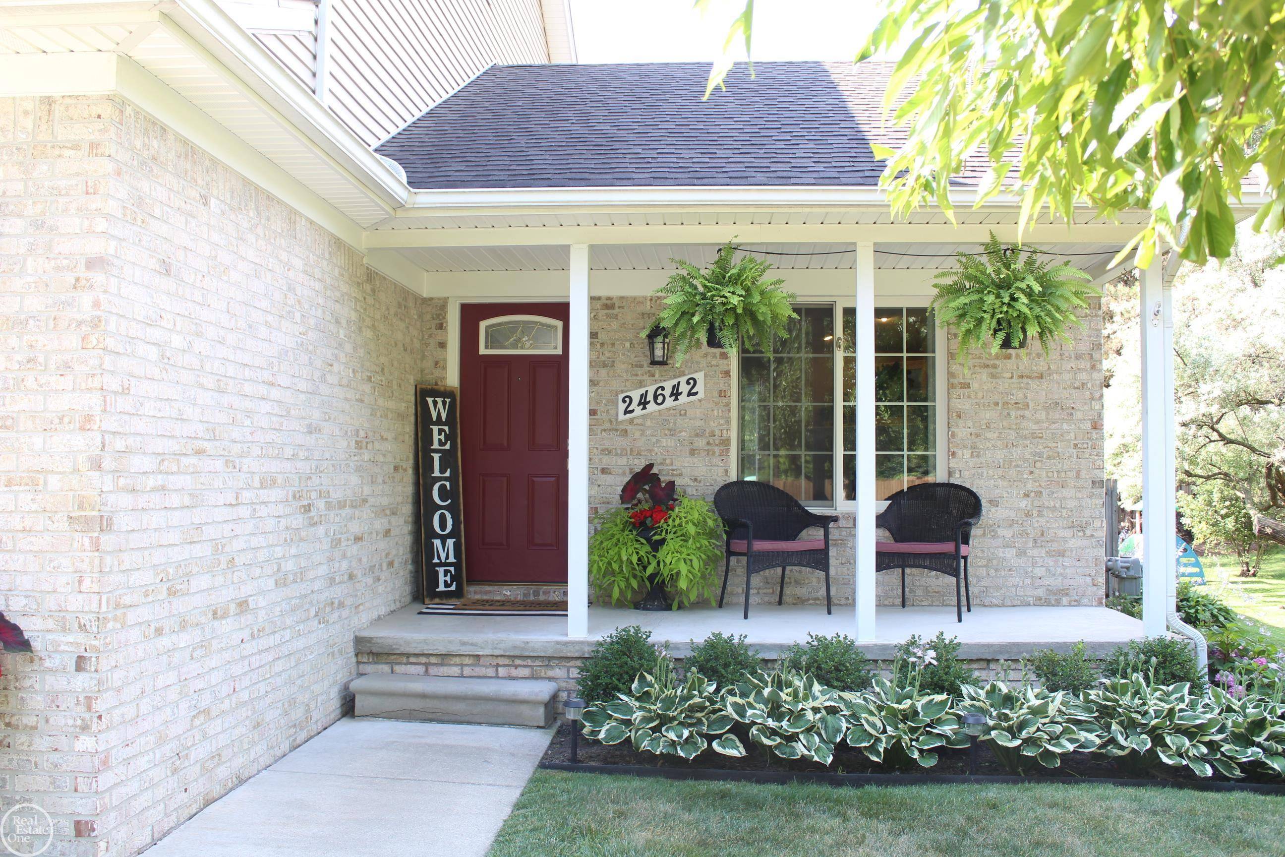 Harrison Twp, MI 48045,24642 Saint Paul