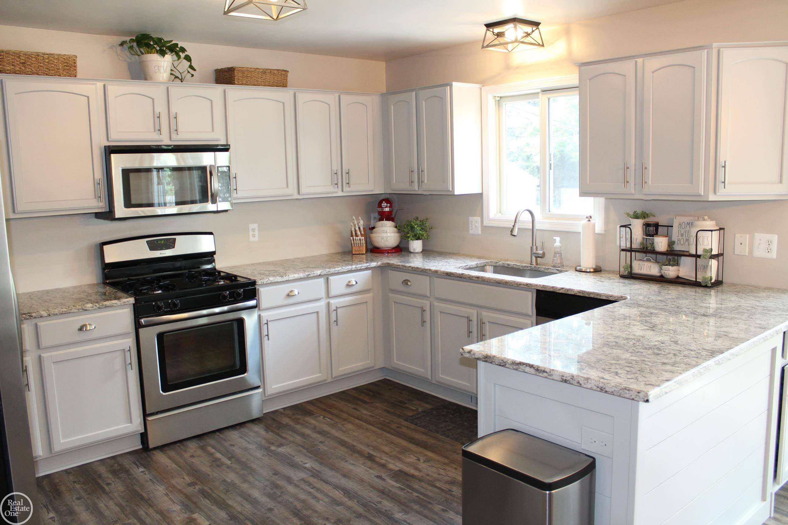 Harrison Twp, MI 48045,24642 Saint Paul