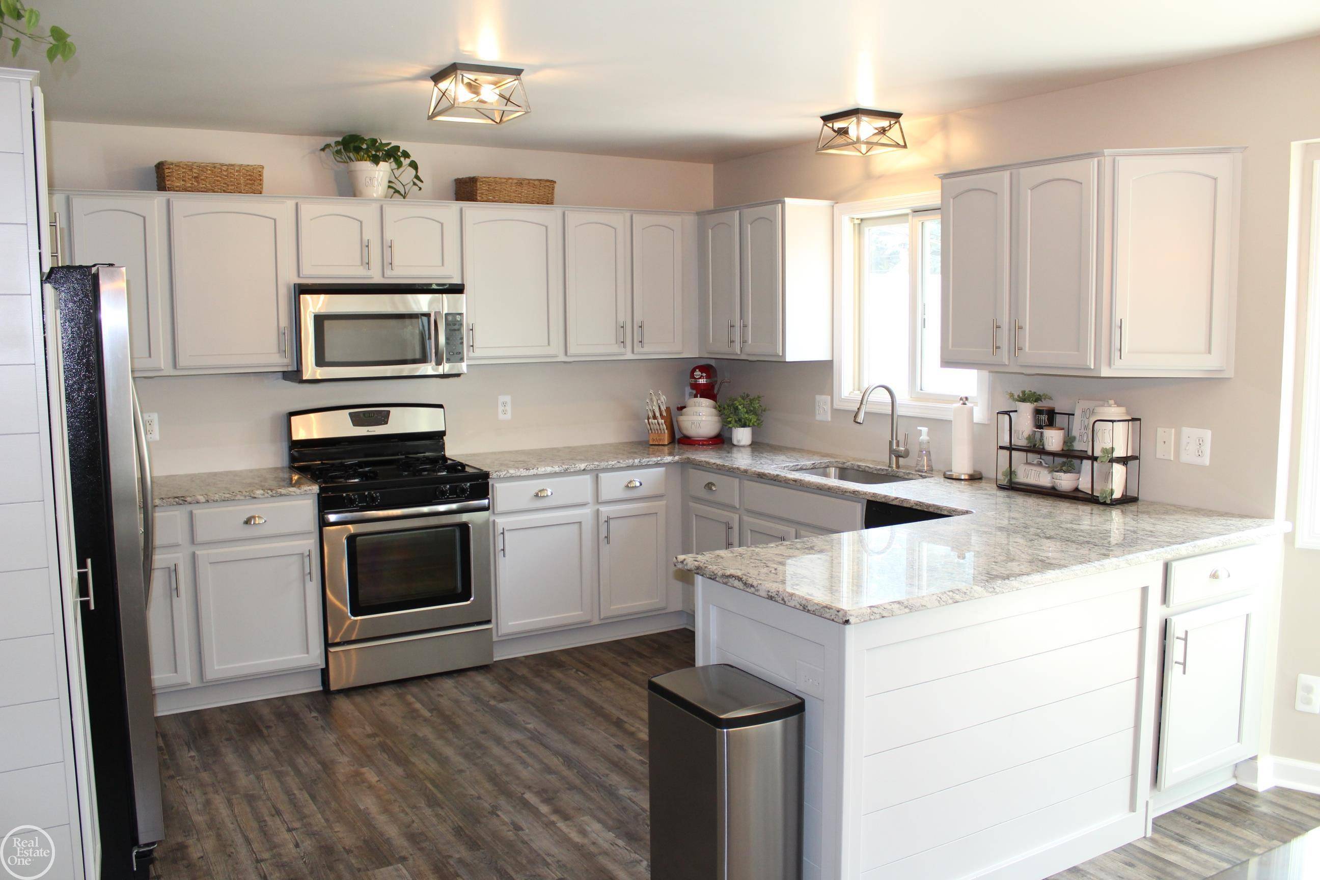 Harrison Twp, MI 48045,24642 Saint Paul