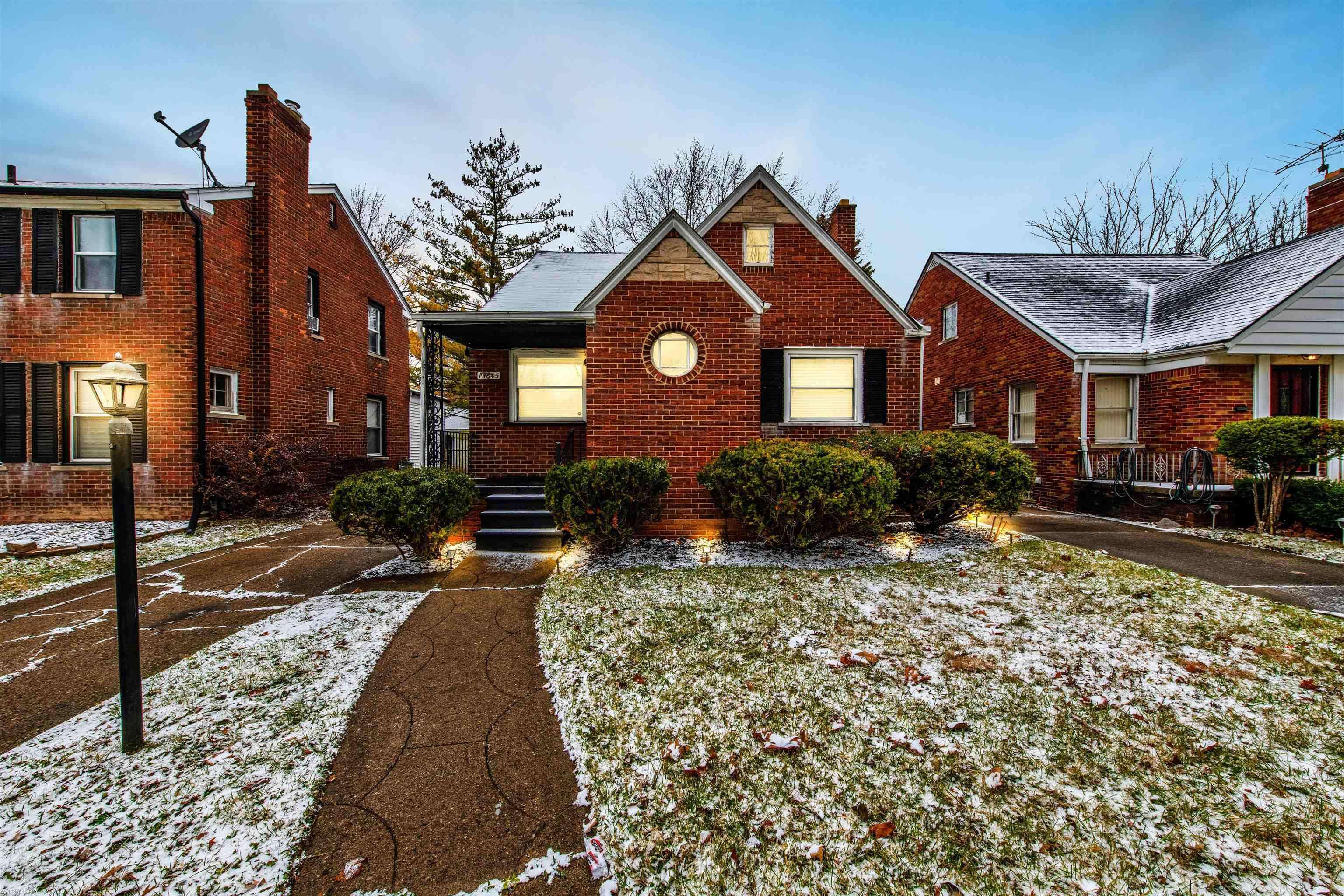 Detroit, MI 48205,15643 Spring Garden ST