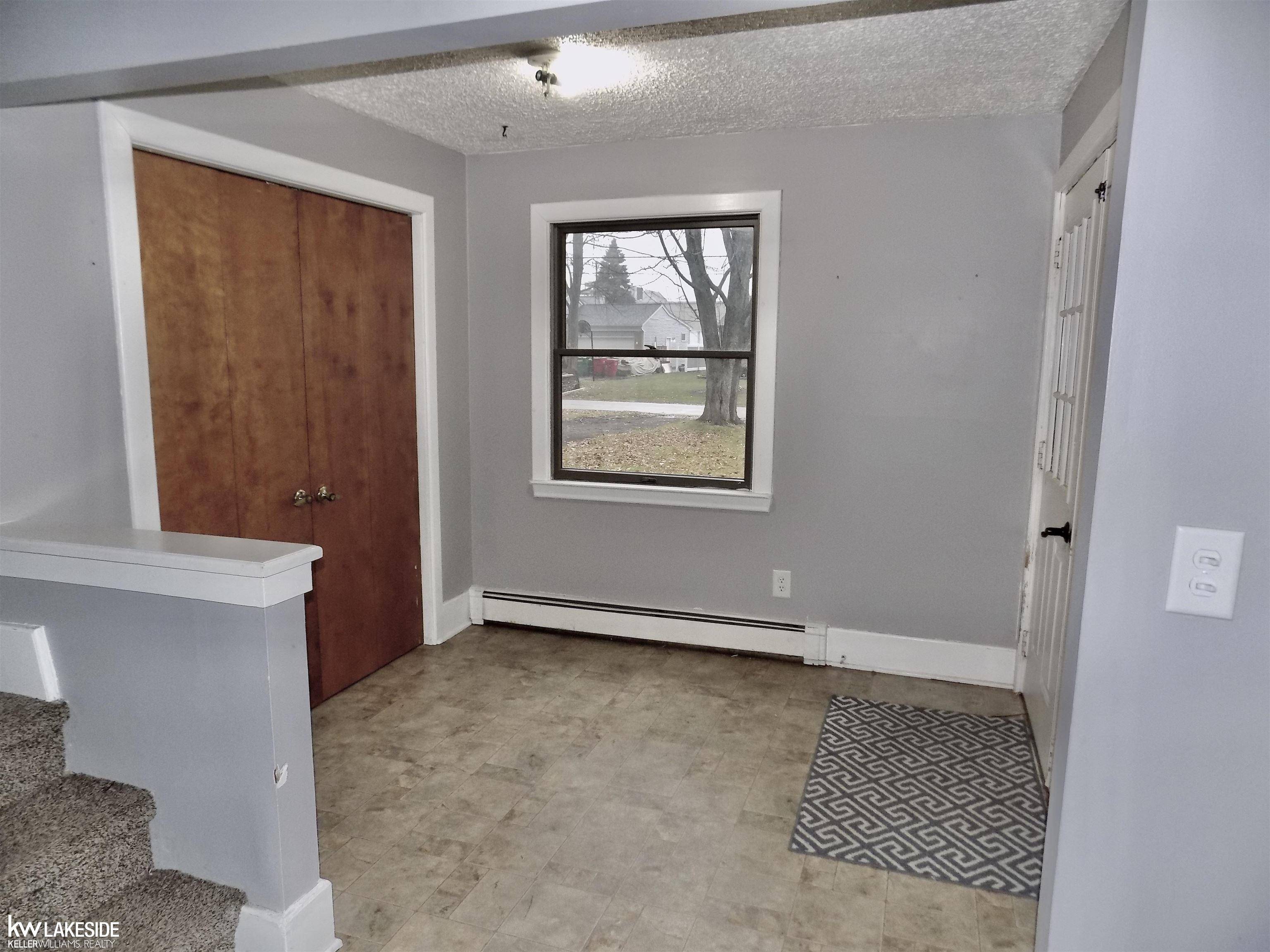 Harrison Twp, MI 48045,26340 Campau