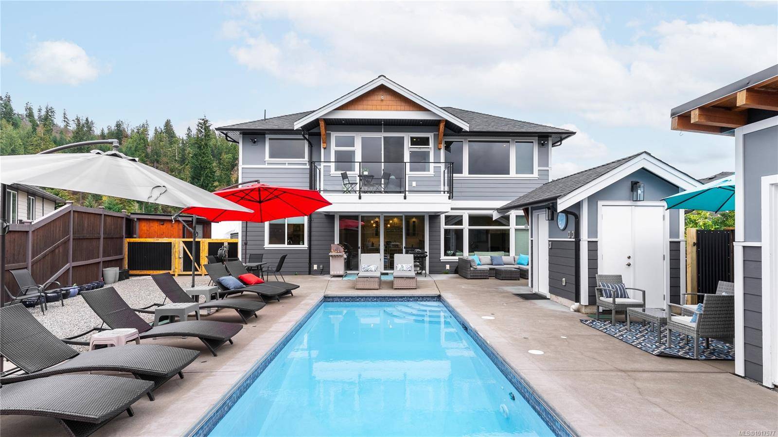 Lake Cowichan, BC V0R 2G1,7267 Lakefront Dr