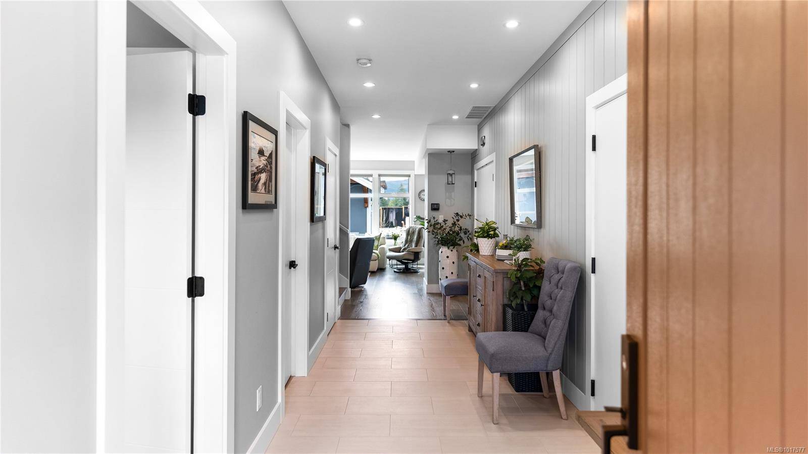 Lake Cowichan, BC V0R 2G1,7267 Lakefront Dr