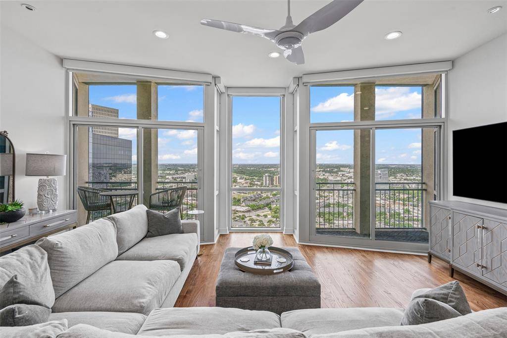 Fort Worth, TX 76102,500 Throckmorton Street #2707