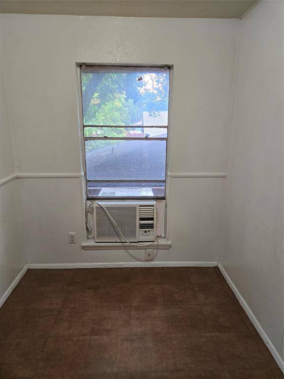 Dallas, TX 75215,2509 Birmingham Avenue #202