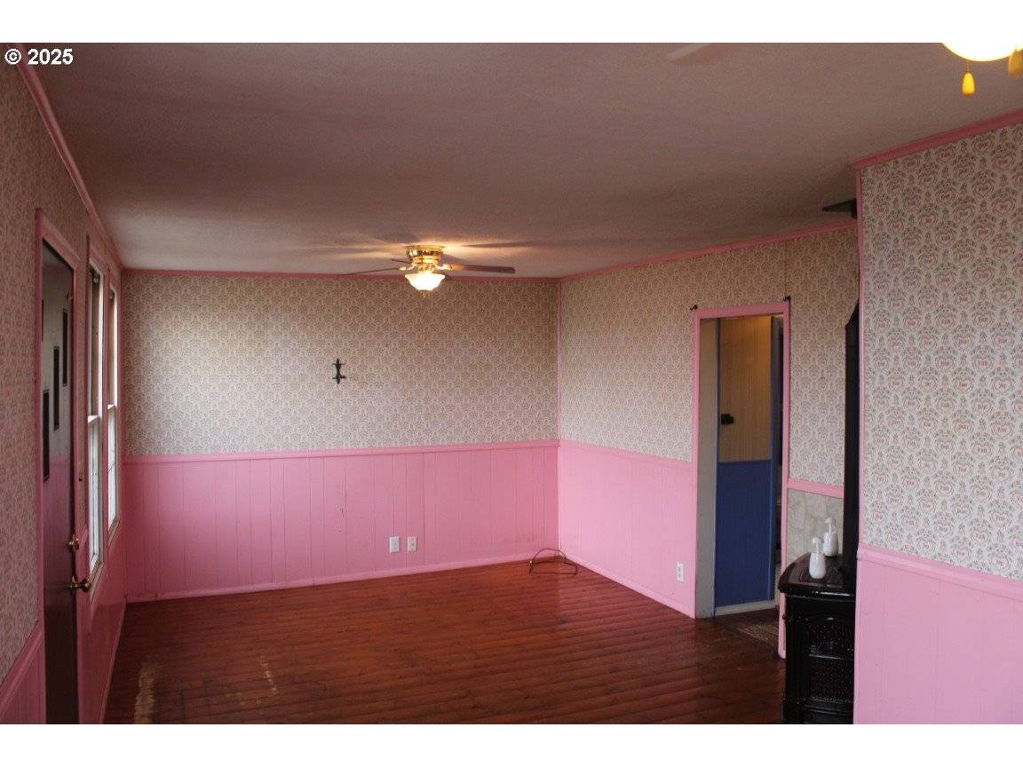 Athena, OR 97813,360 W COLLEGE ST