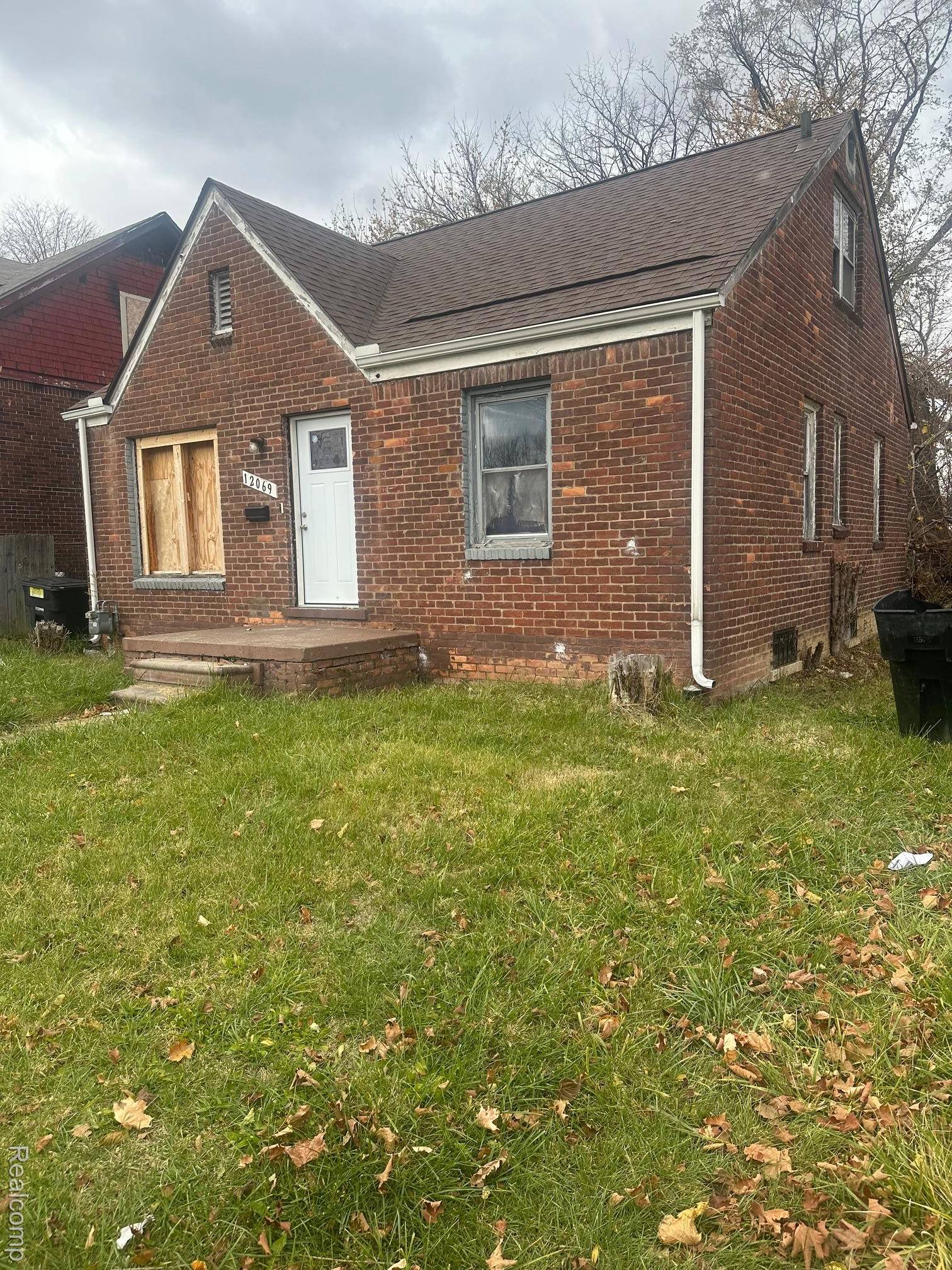 Detroit, MI 48213,12069 Wilfred ST