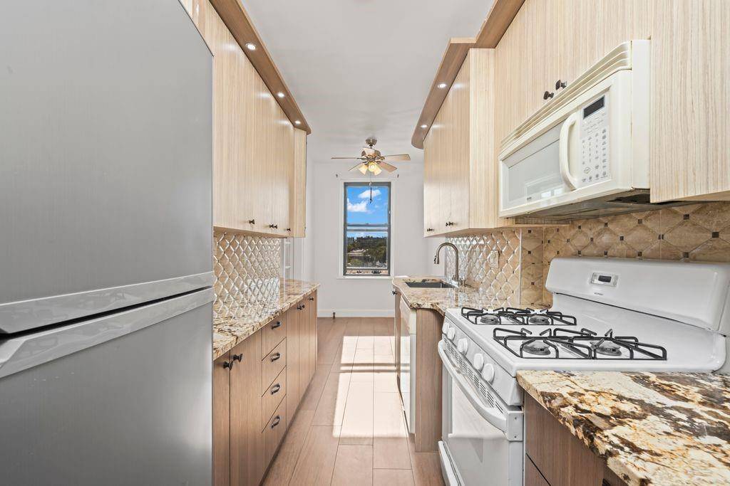 Brooklyn, NY 11209,7101 Shore RD #6E