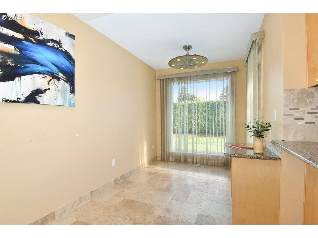 Gresham, OR 97030,1350 NE COCHRAN DR