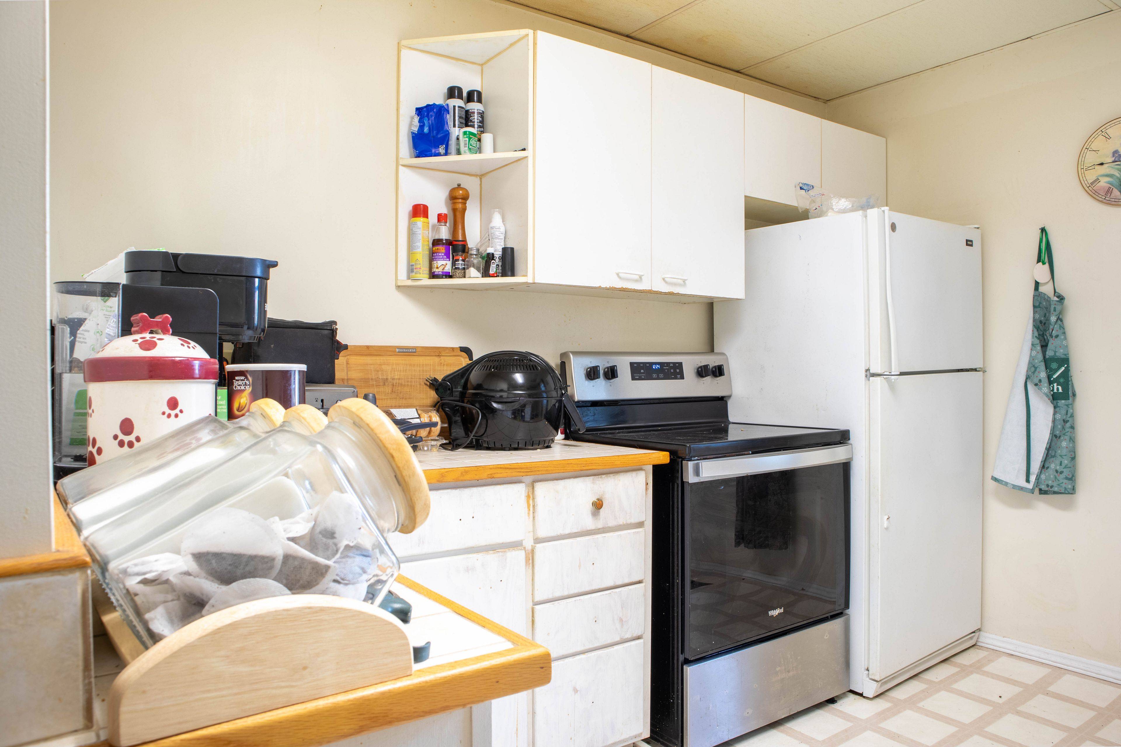 Midland, ON L4R 1L9,644 Bay ST