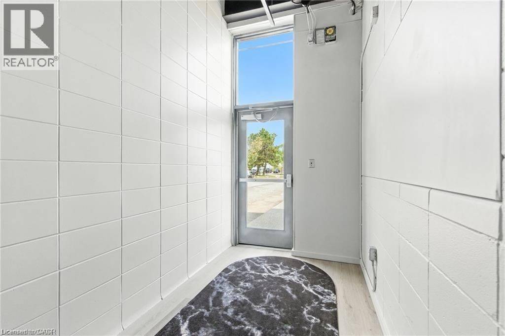 Burlington, ON L7M 1H6,1232 Northside RD #202