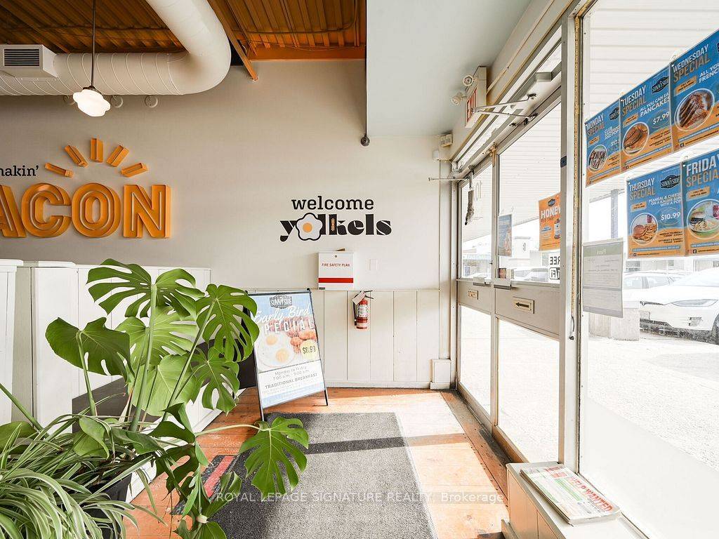 Mississauga, ON L5J 2Z1,1375 Southdown RD #10A