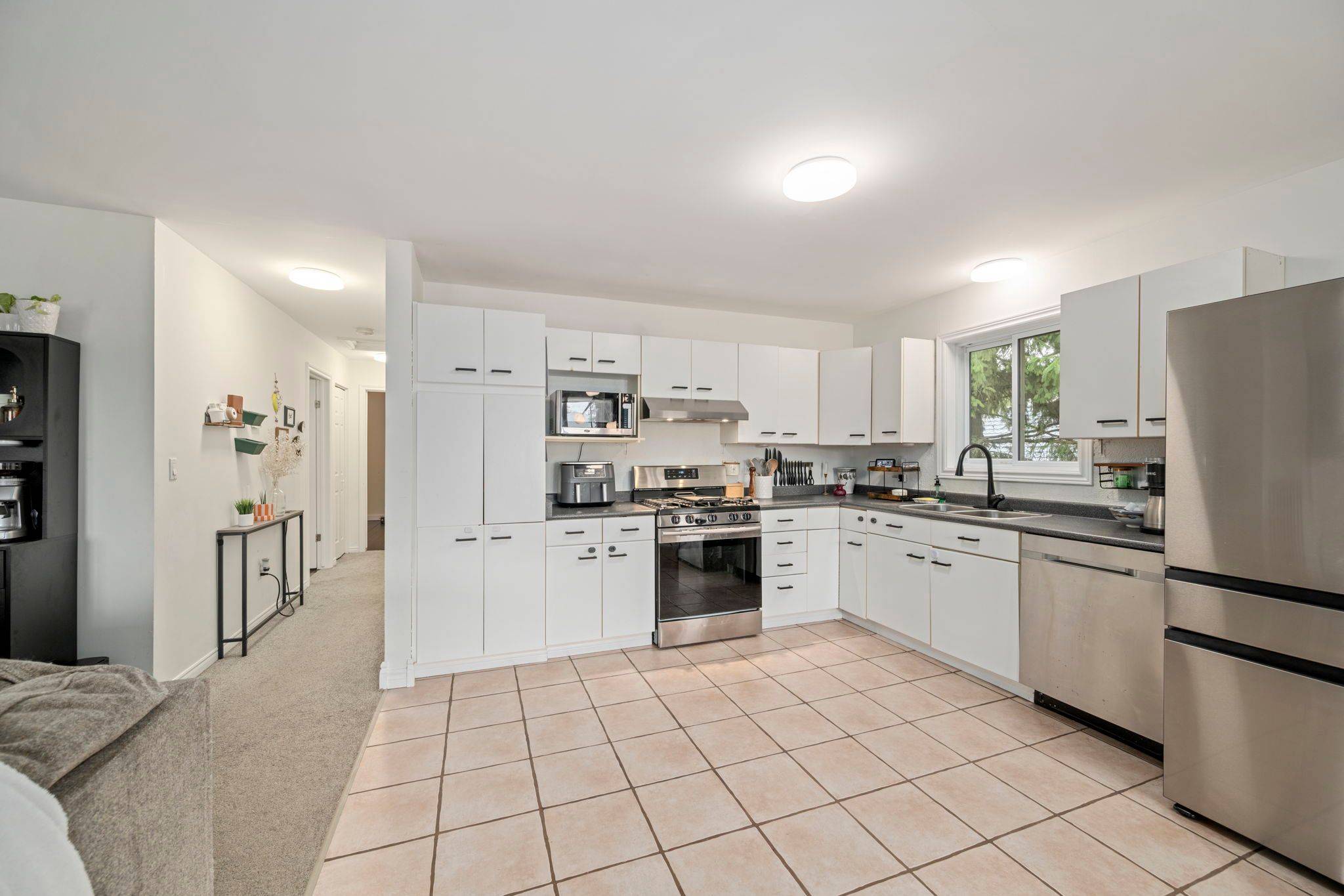 Dutton/dunwich, ON N0L 1J0,272 MARY ST