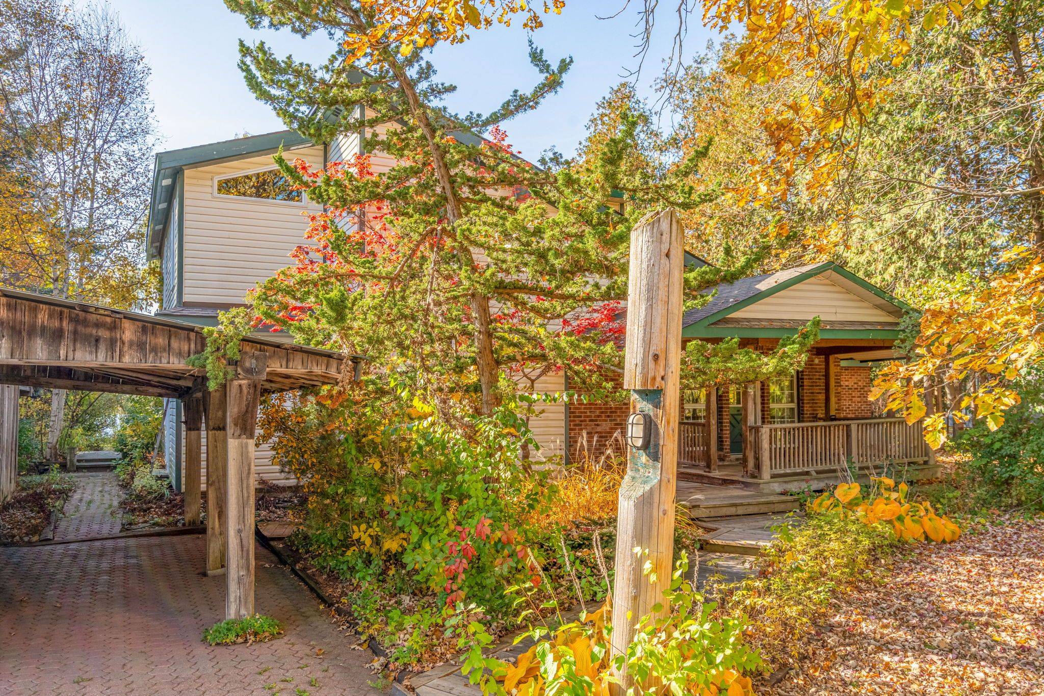 Manotick - Kars - Rideau Twp And Area, ON K4M 1B4,2322 Summerside DR