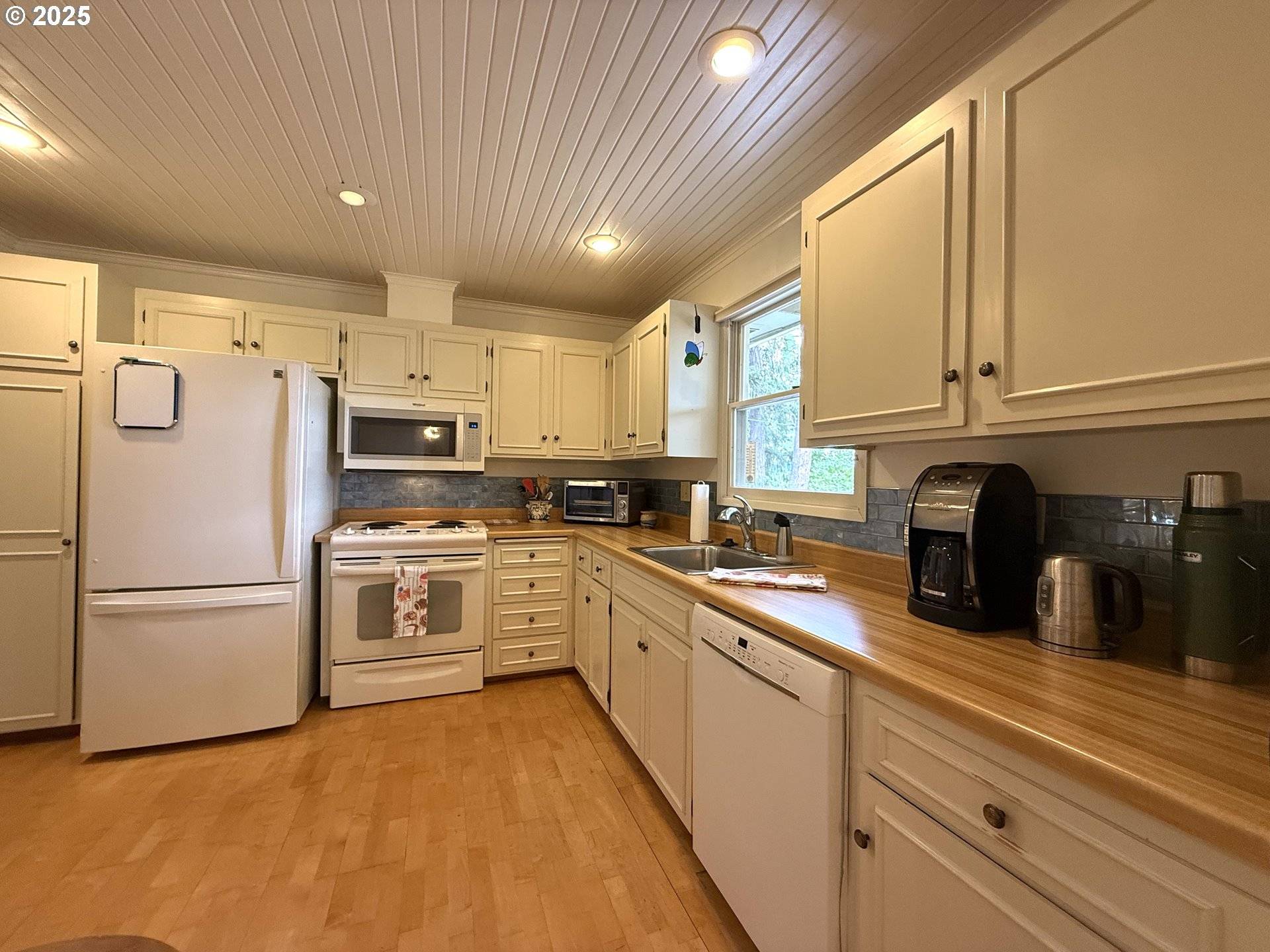 Eugene, OR 97405,3615 DONALD ST