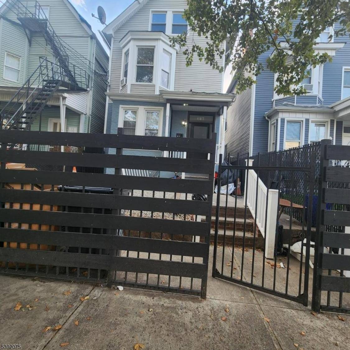 Newark City, NJ 07104,316 Summer Ave