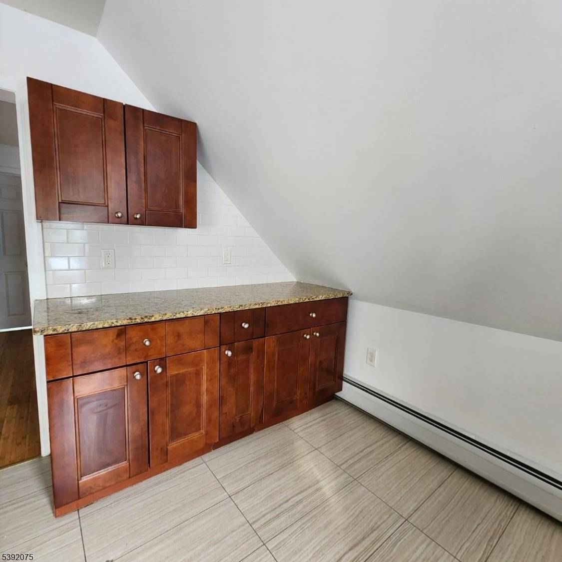 Newark City, NJ 07104,316 Summer Ave