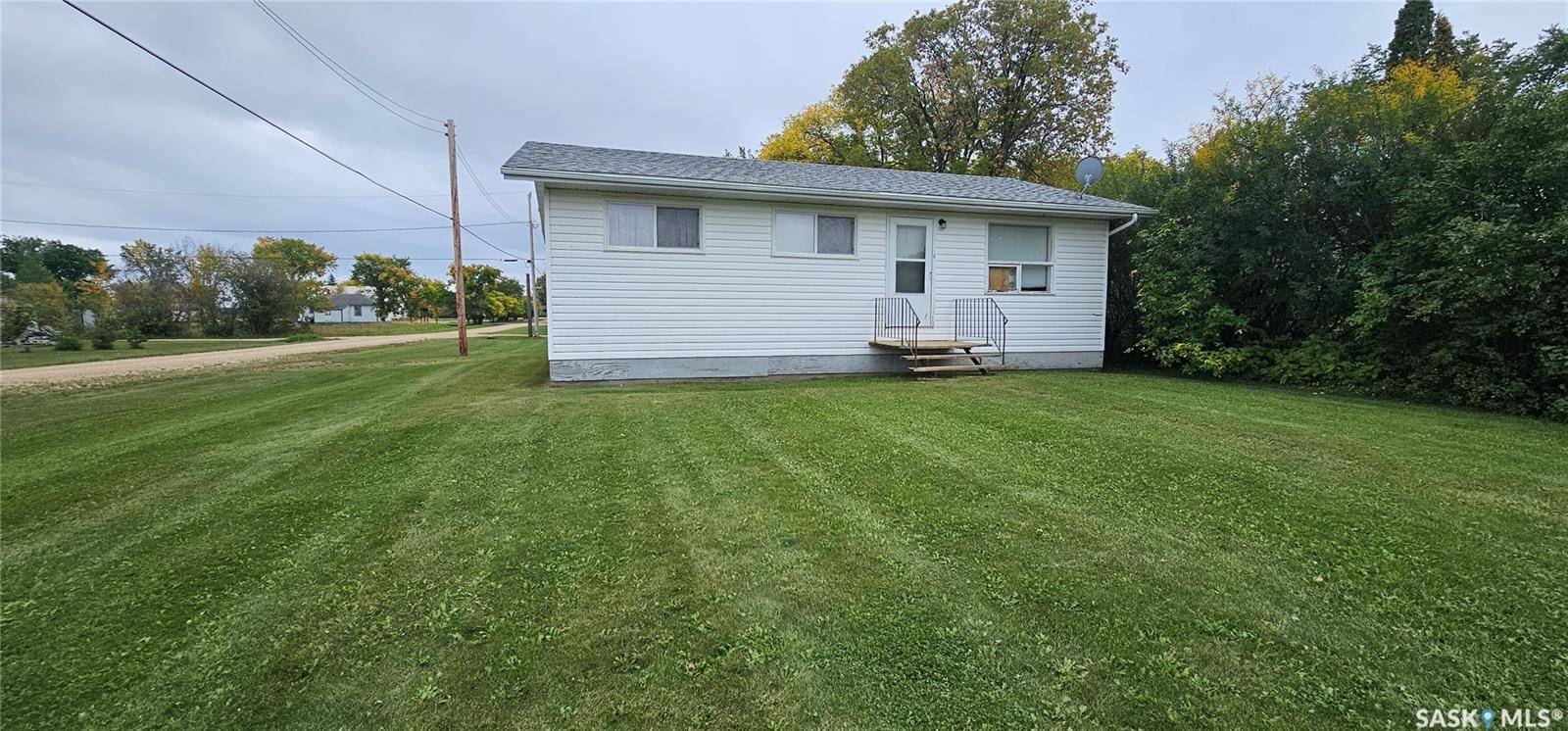 Weekes, SK S0E 1V0,65 2nd STREET W