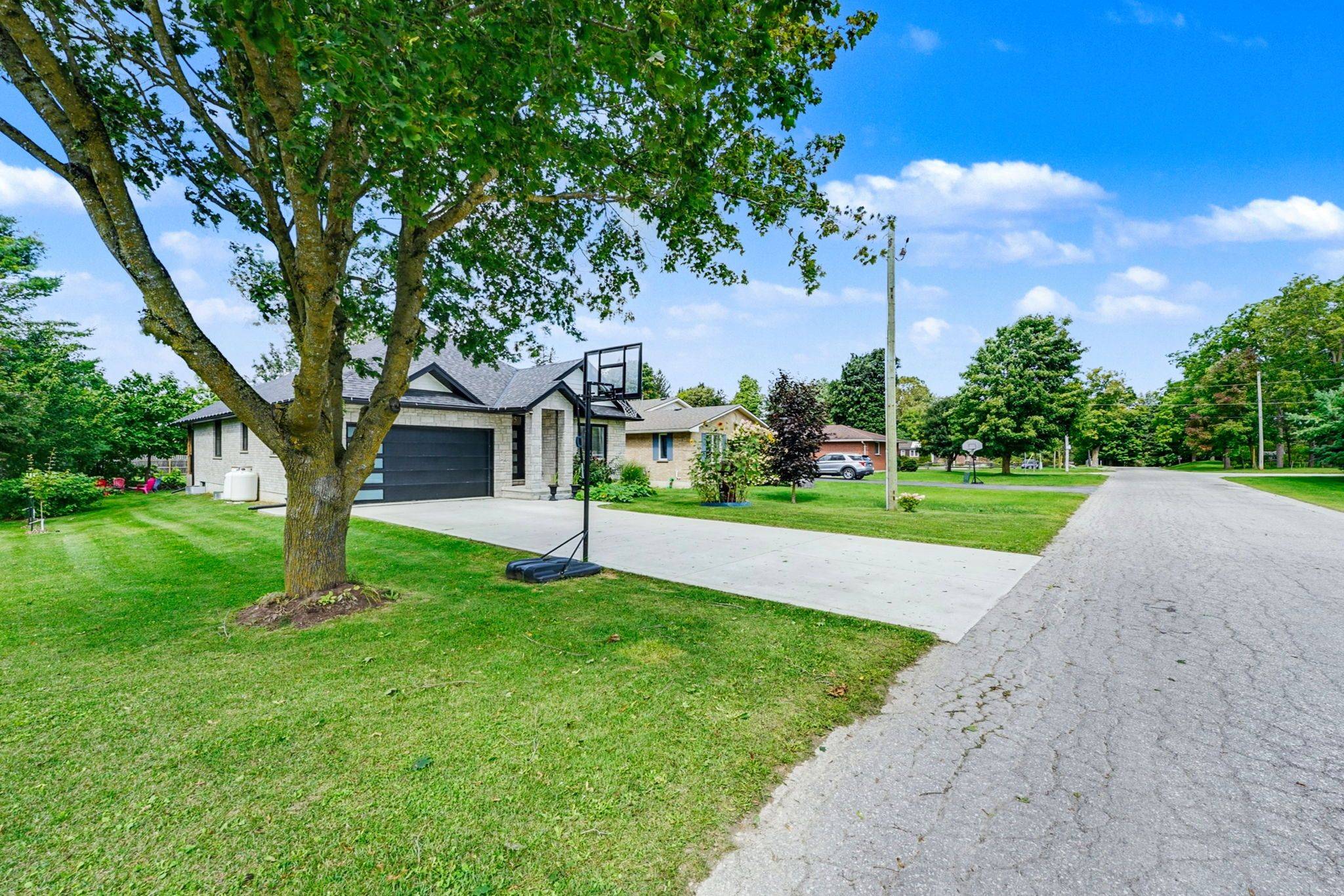 Howick, ON N0G 2X0,1105 Marietta ST