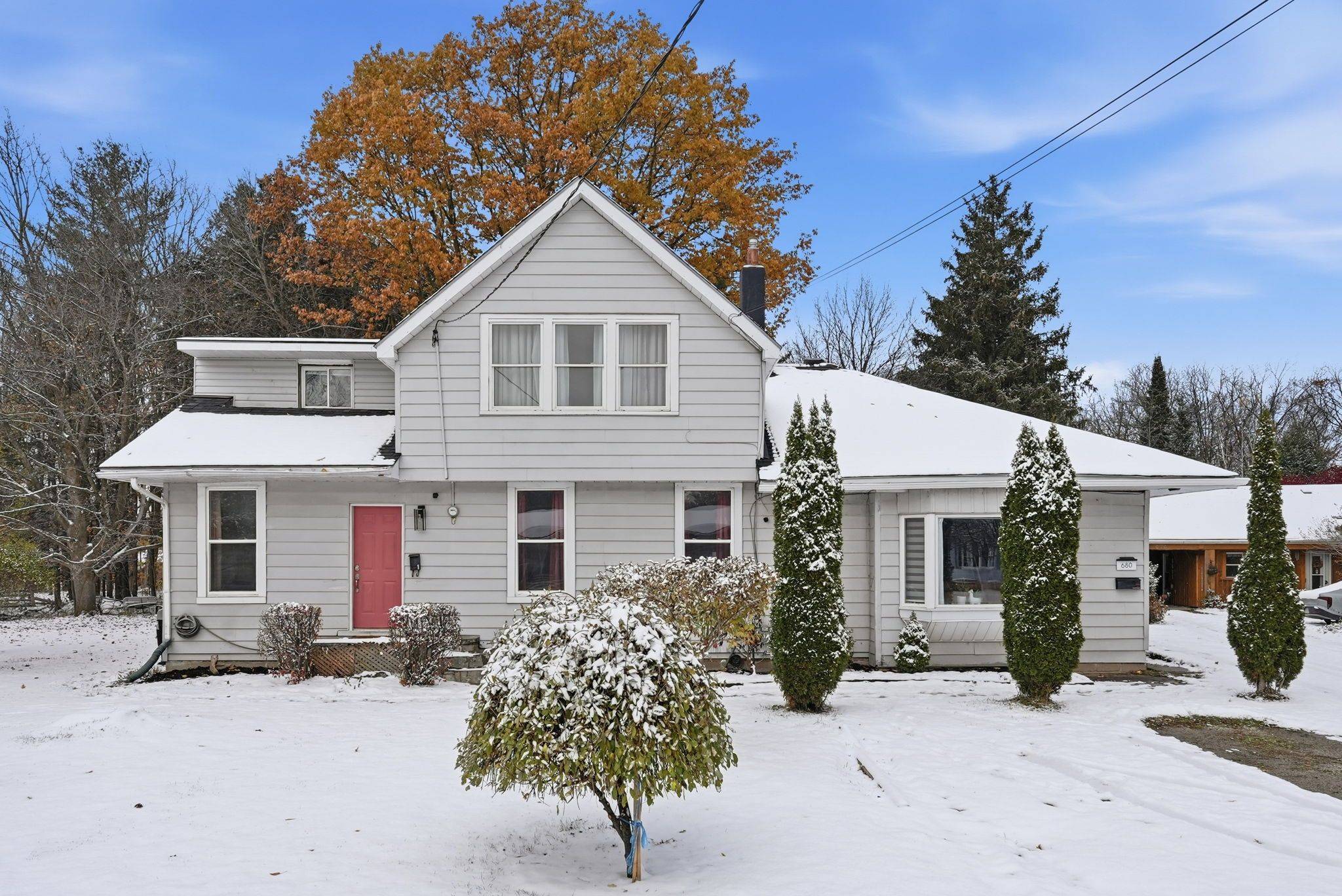 Owen Sound, ON N4K 3T3,680 11th ST W