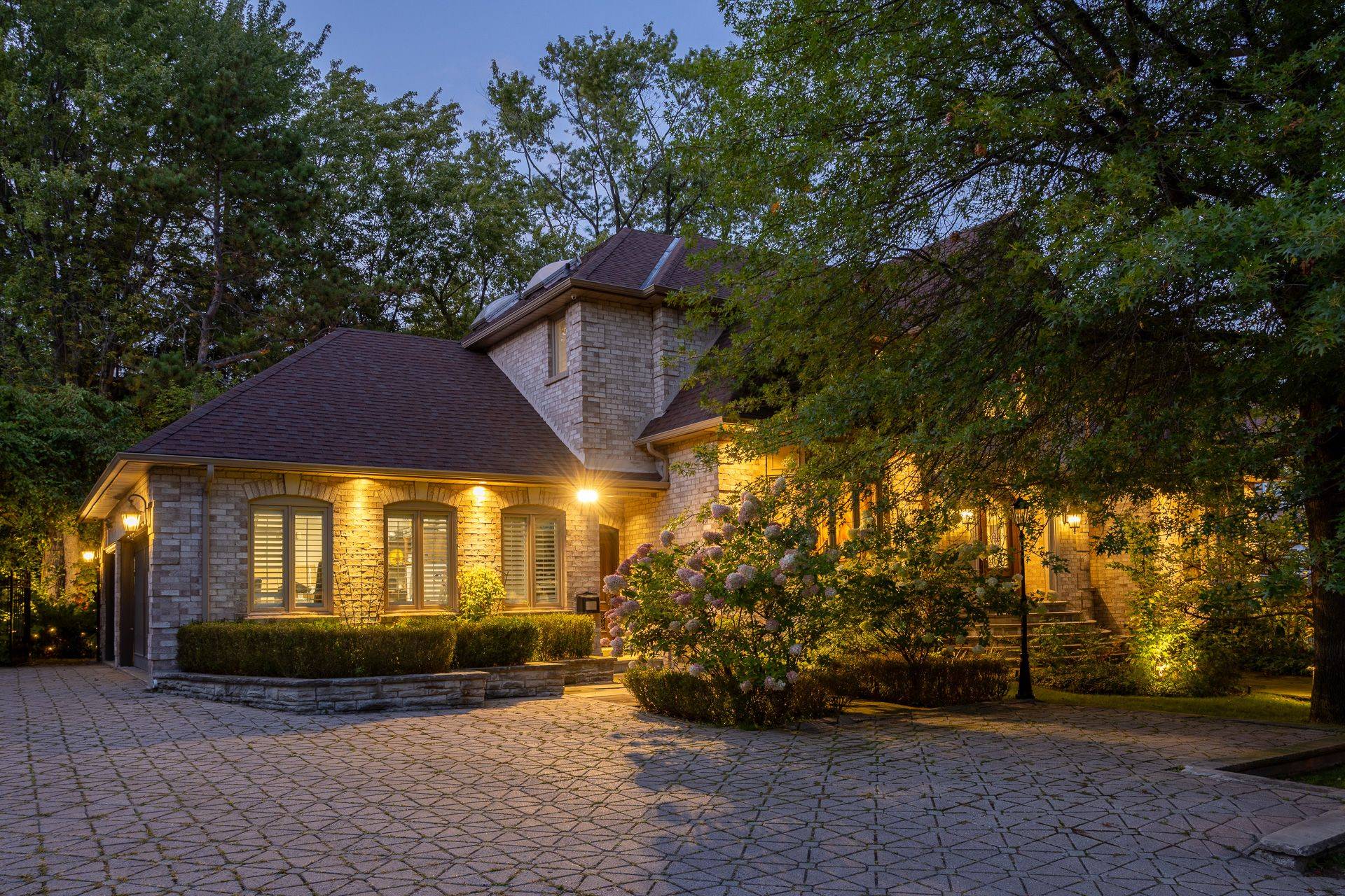 Markham, ON L3T 7M7,6 Fairfield PL