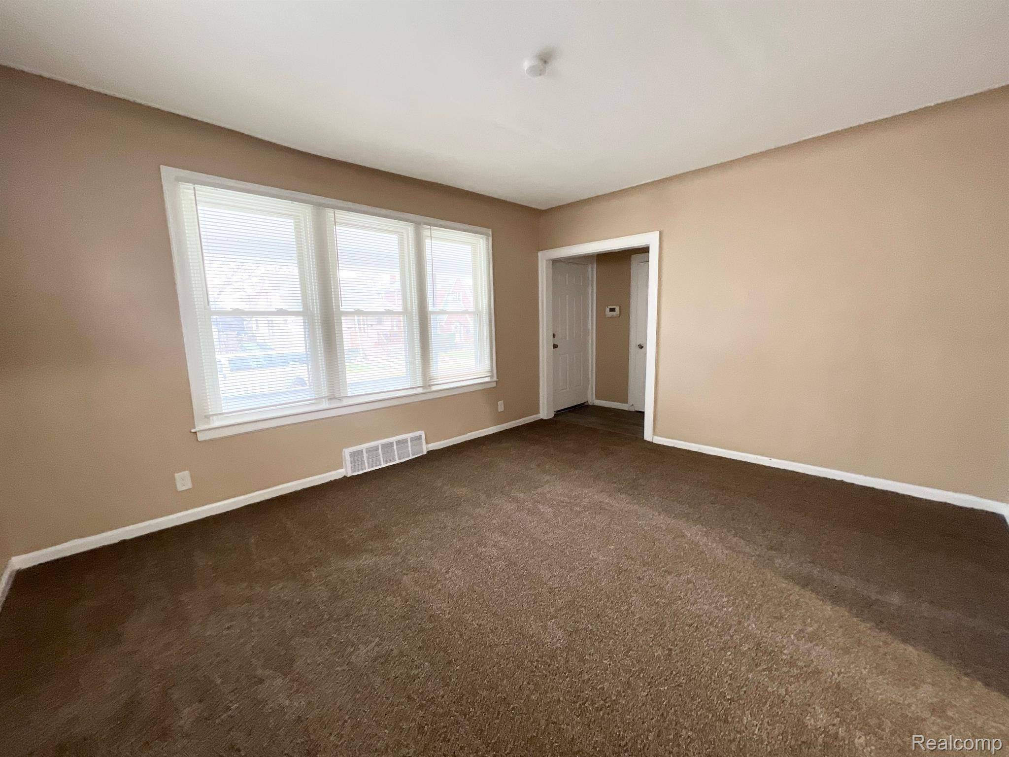 Detroit, MI 48204,7154 LINSDALE ST