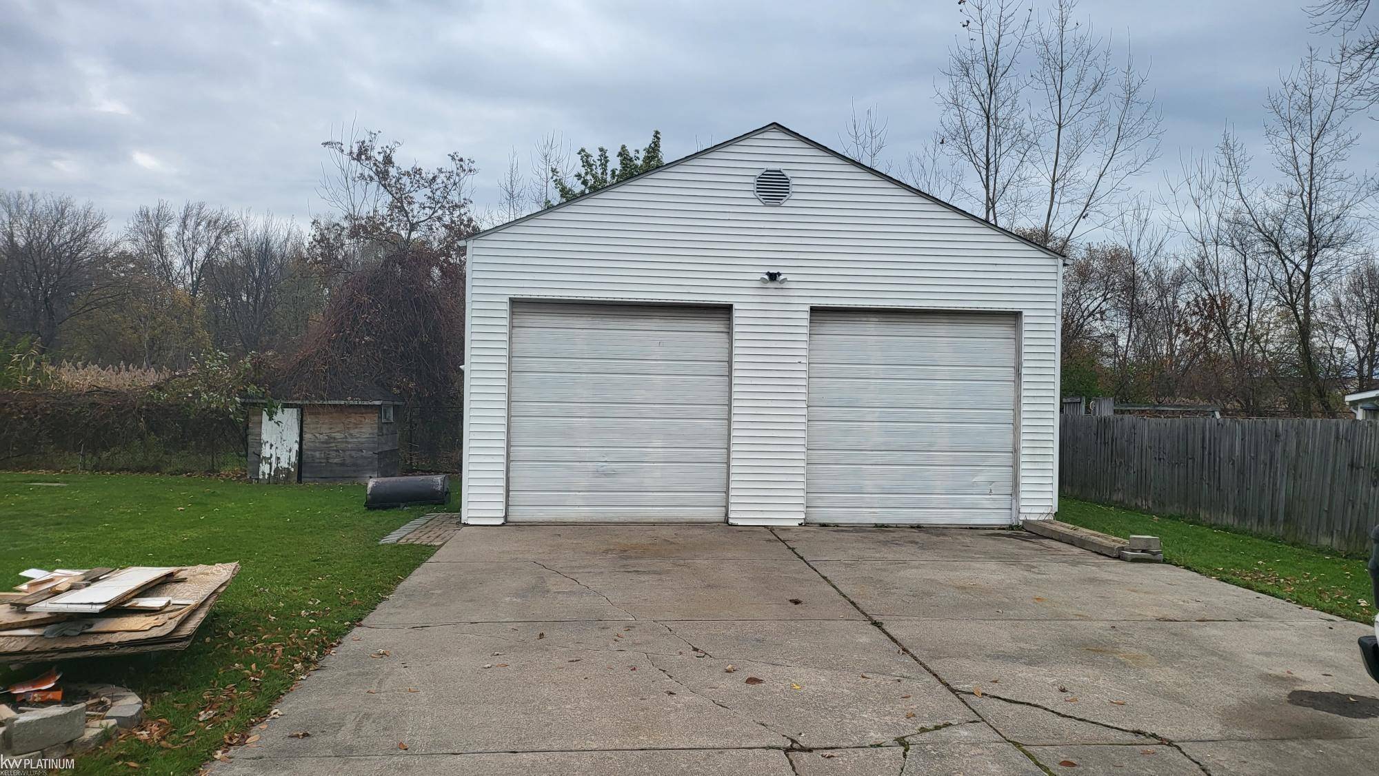 Harrison Twp, MI 48045,25033 Harrison