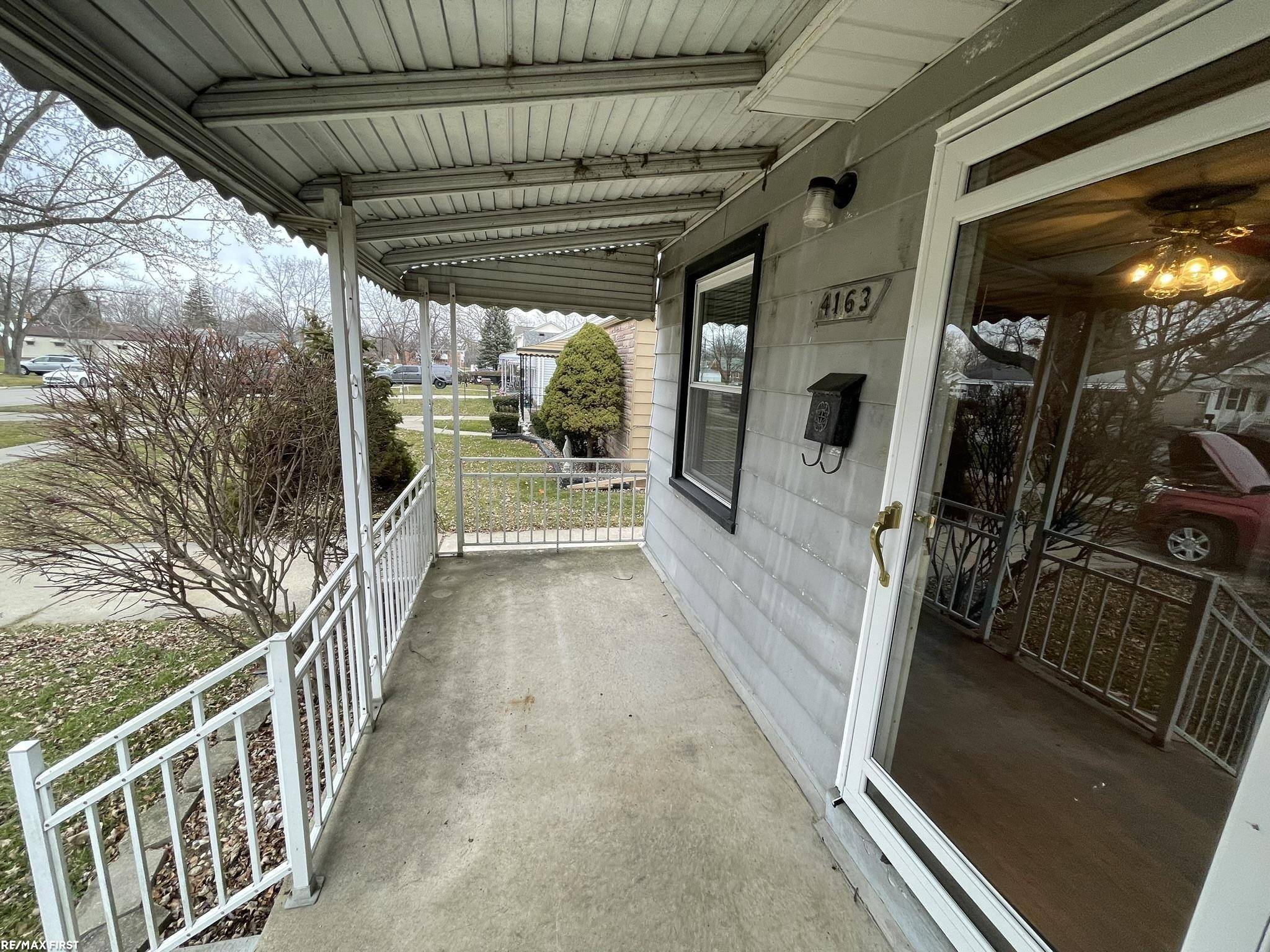 Lincoln Park, MI 48146,4163 Burns