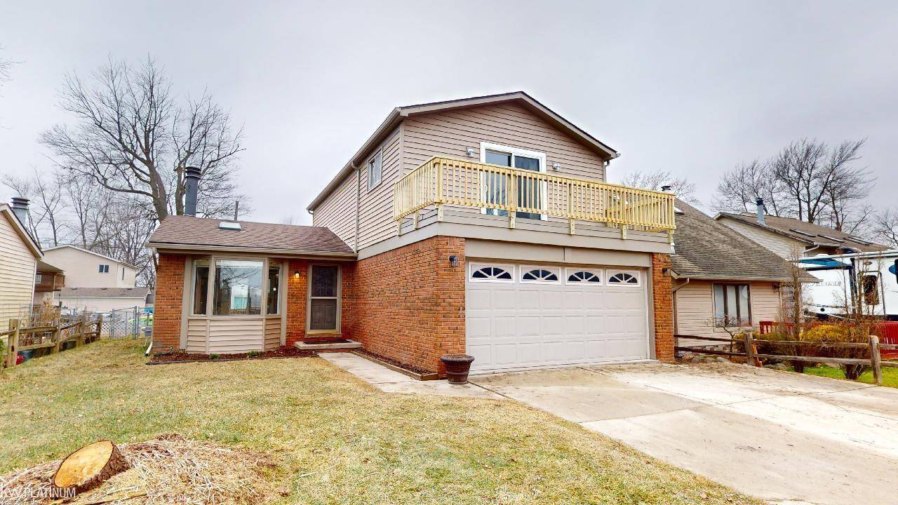 Harrison Twp, MI 48045,38015 Cherry