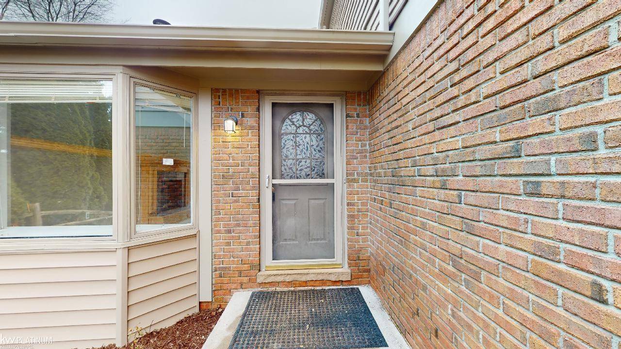 Harrison Twp, MI 48045,38015 Cherry