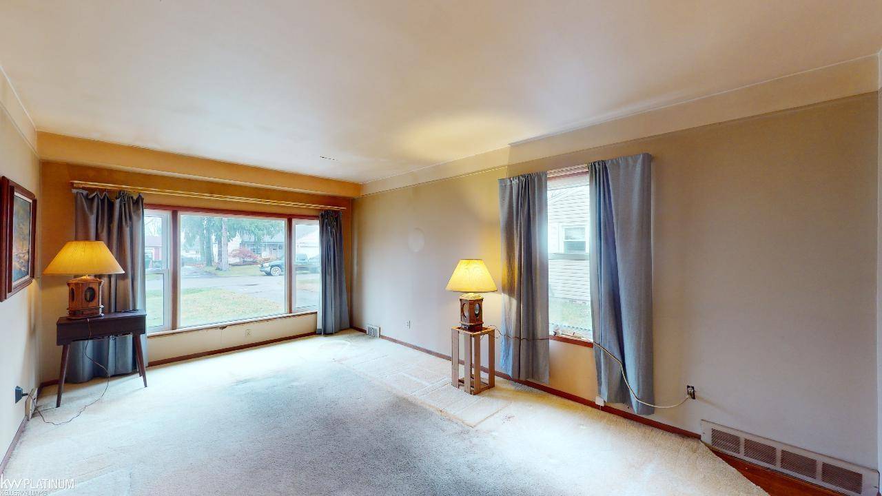 Utica, MI 48317,45251 Platt