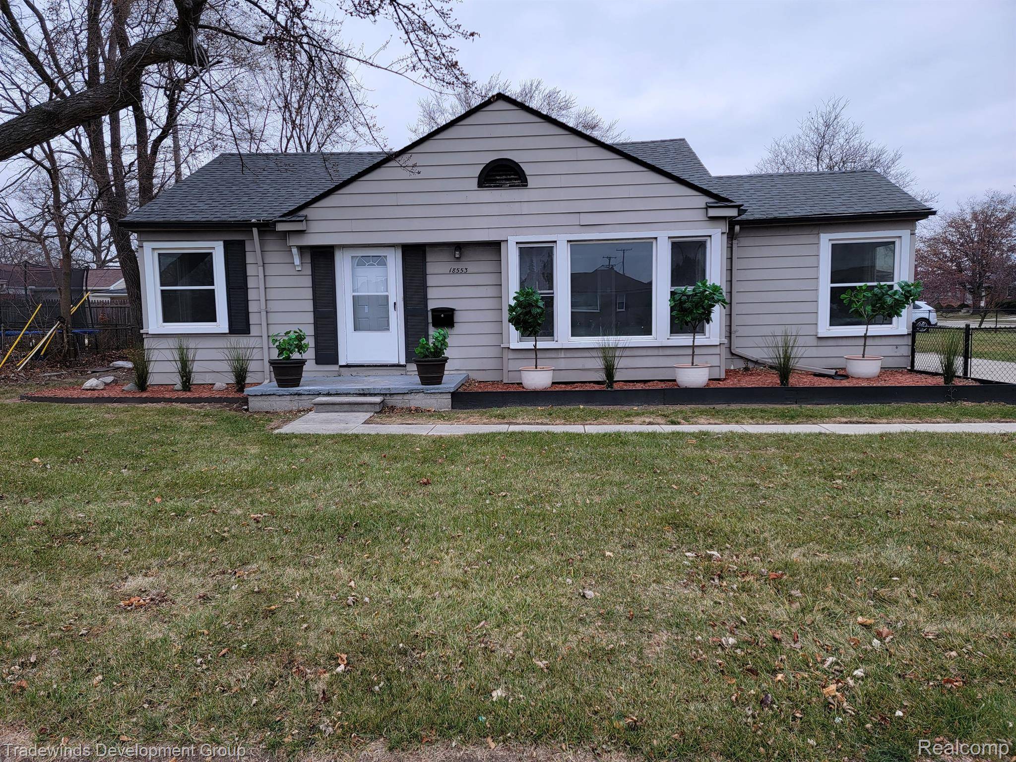 Roseville, MI 48066,18553 E 10 MILE RD