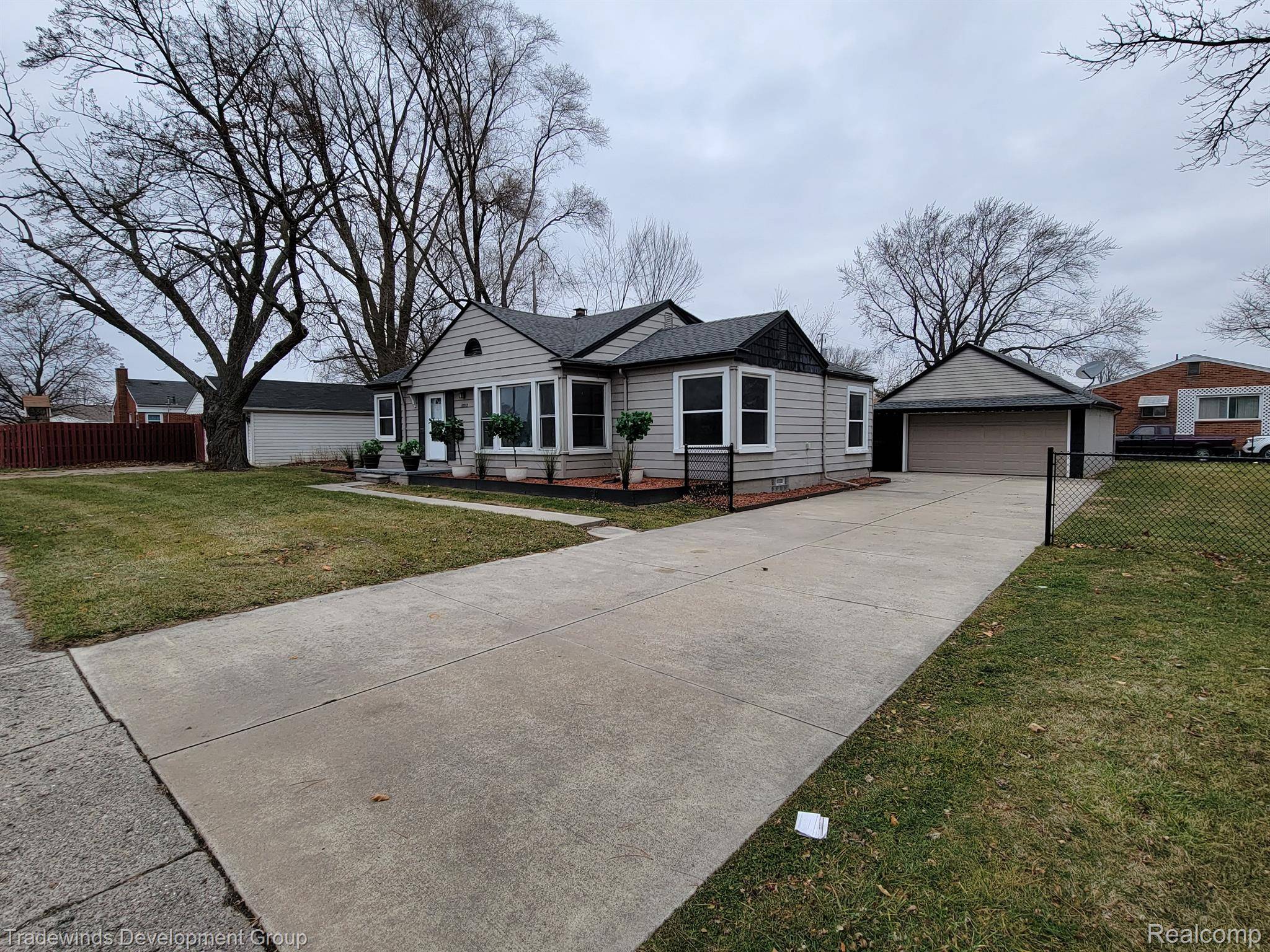 Roseville, MI 48066,18553 E 10 MILE RD