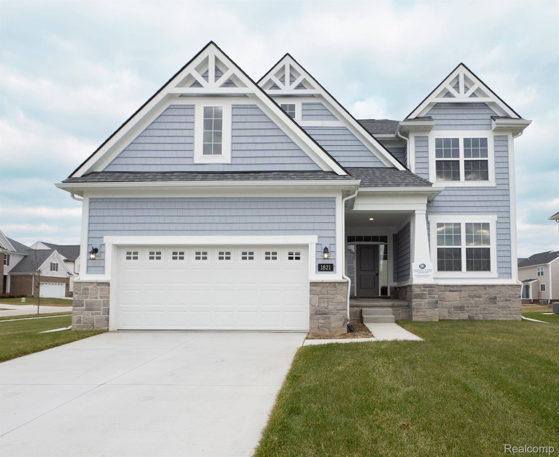 Wixom, MI 48393,1821 Emerald LN