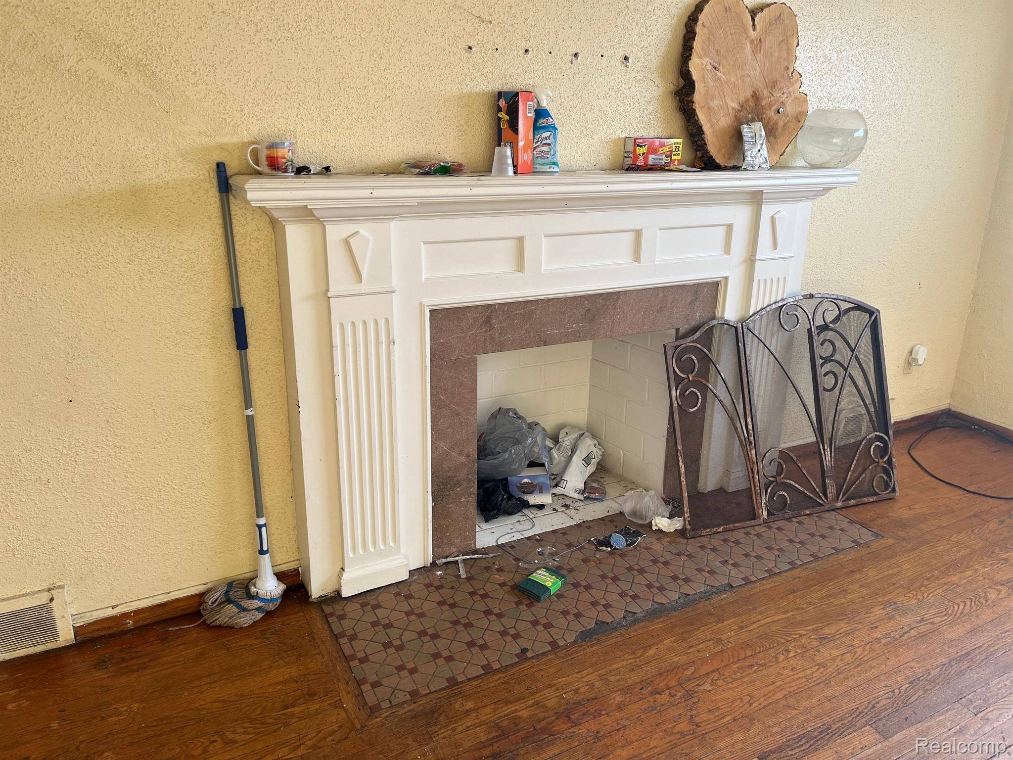 Detroit, MI 48215,4600 LAKEWOOD ST